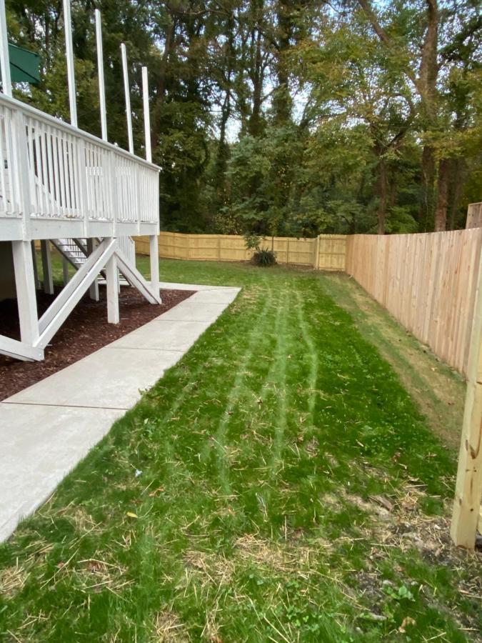 Modern 3-Bedroom, Big Fence Yard, Pets Stay Free Durham Dış mekan fotoğraf
