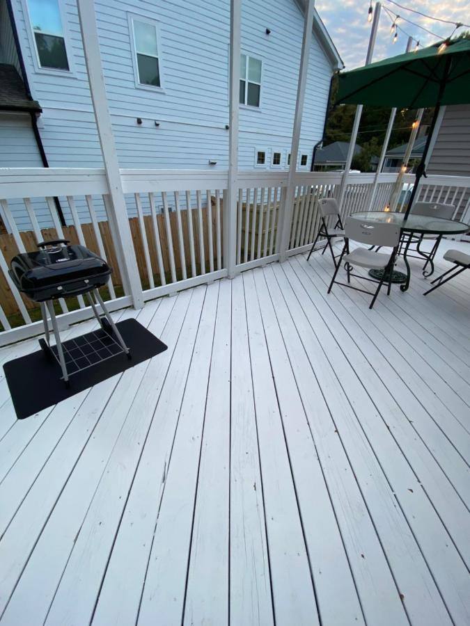 Modern 3-Bedroom, Big Fence Yard, Pets Stay Free Durham Dış mekan fotoğraf