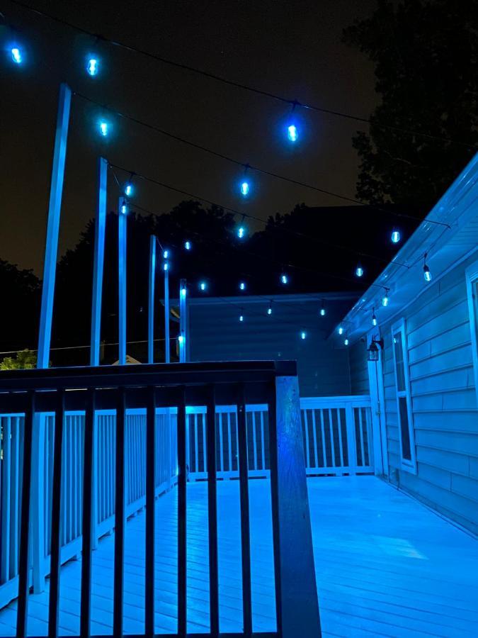 Modern 3-Bedroom, Big Fence Yard, Pets Stay Free Durham Dış mekan fotoğraf