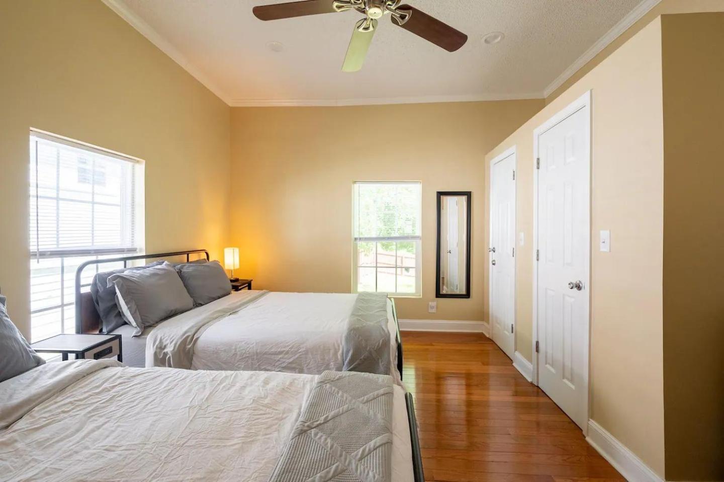Modern 3-Bedroom, Big Fence Yard, Pets Stay Free Durham Dış mekan fotoğraf